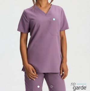 Women's Purple V-Neck Top